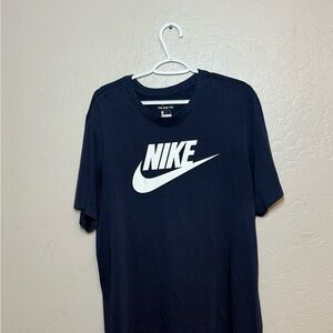 Nike Men's Dark Blue Short Sleeve Tee
